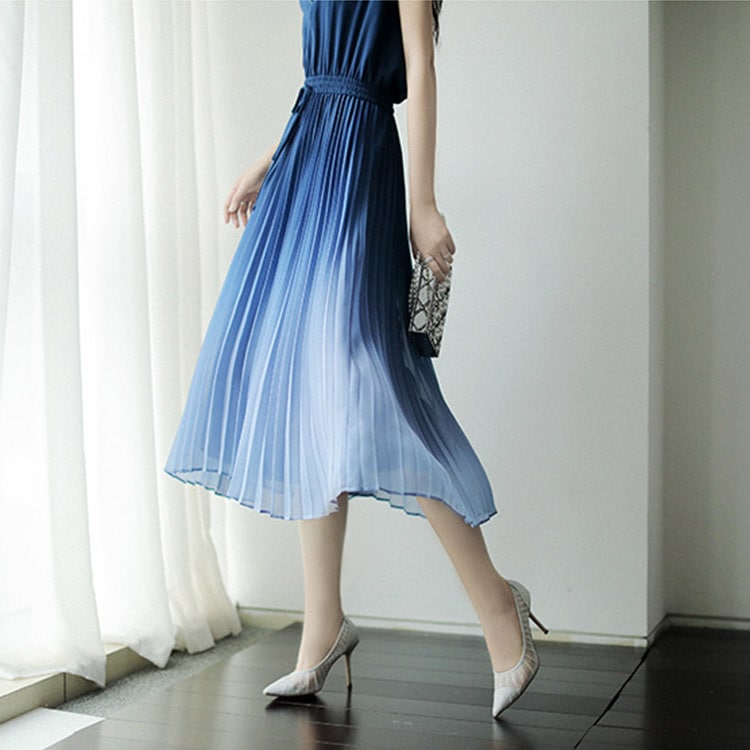 半袖 グラデーション がきれいな シフォンワンピース