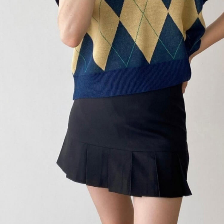 韓国ゴルフウェア シンプル 裾プリーツ ミニスカート