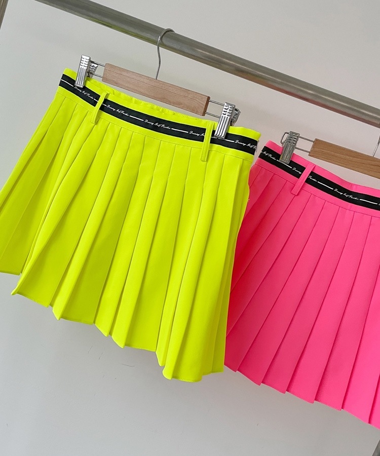 韓国ゴルフウェア ネオンカラー ショート丈 プリーツスカート