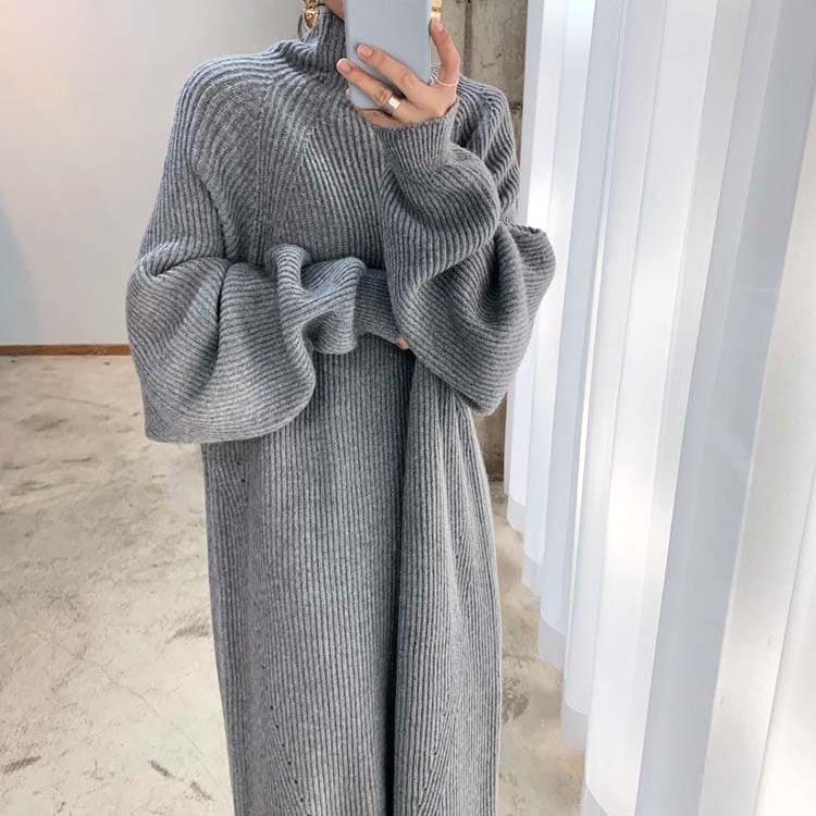 ゆったり ぽわん袖 ハイネック ロング ニットワンピース