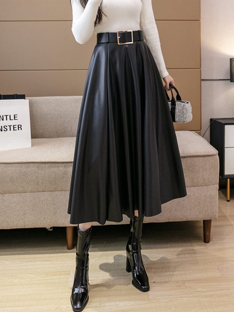 ベルト付き フレアライン フェイクレザースカート
