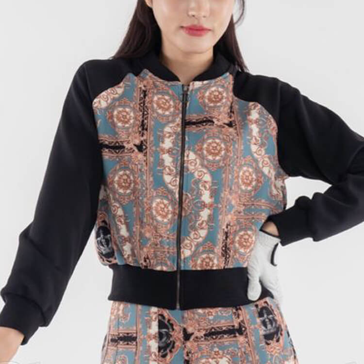 韓国ゴルフウェア スカーフ柄 上下セットアップ