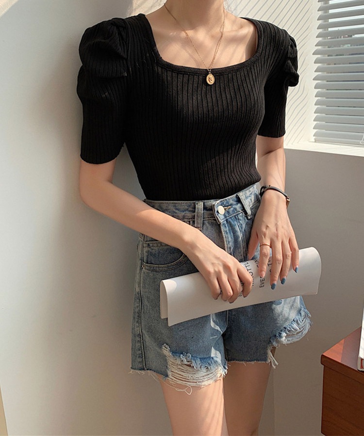 スクエアネック パフスリーブ 5分袖 Tシャツ