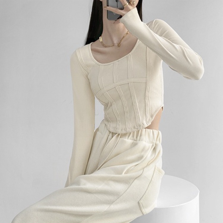 切り替えデザイン 腰見せ 長袖 ショート丈 Tシャツ | レディース