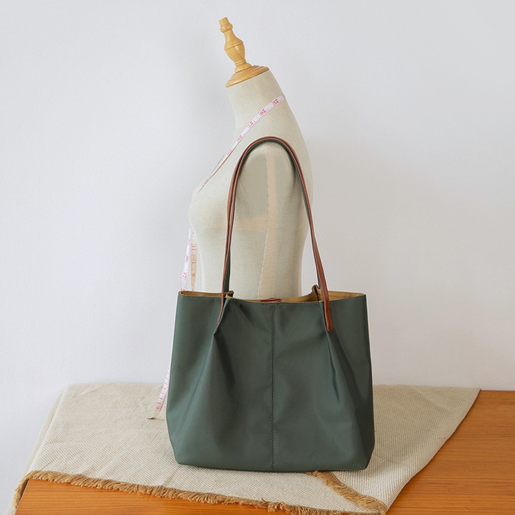 大きめ ナイロンキャンバス トートバッグ