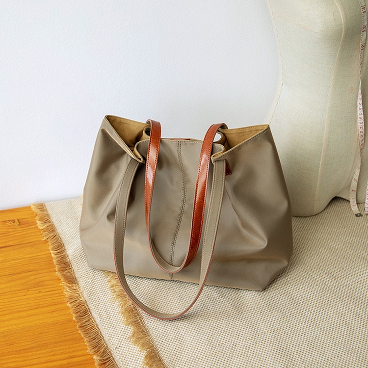 大きめ ナイロンキャンバス トートバッグ