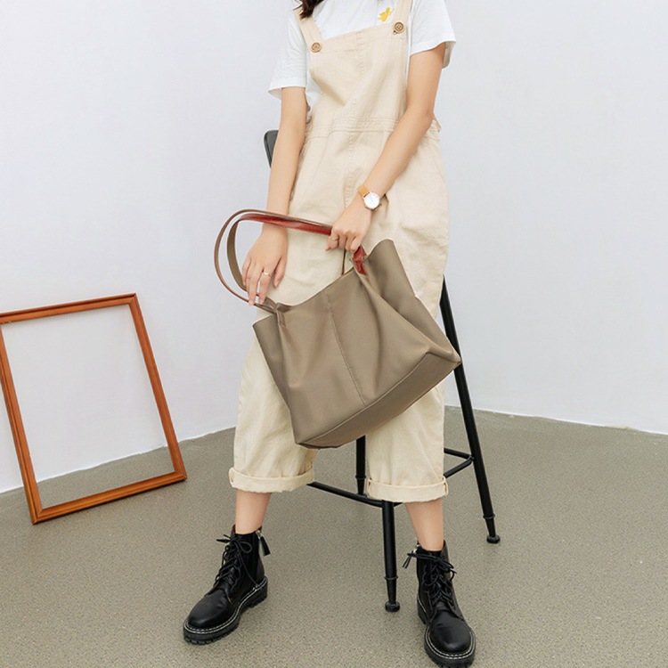 大きめ ナイロンキャンバス トートバッグ