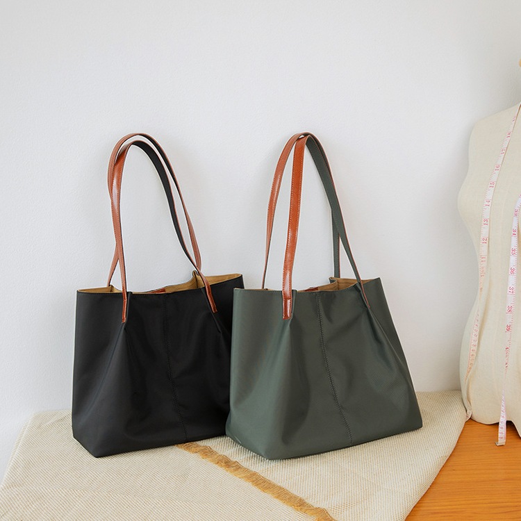 大きめ ナイロンキャンバス トートバッグ
