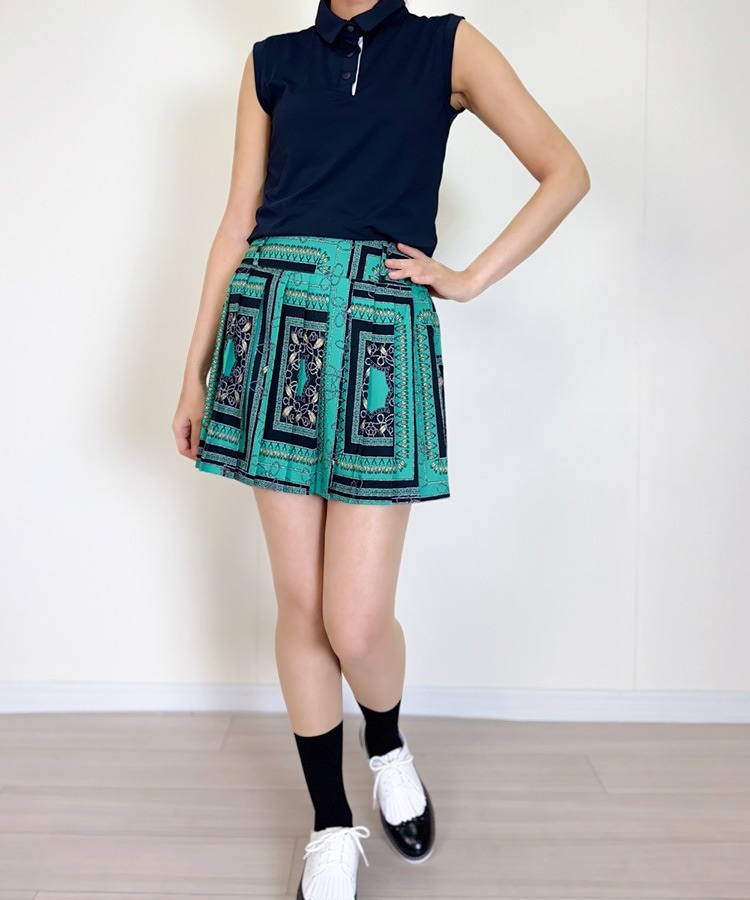 韓国ゴルフウェア スカーフ柄 ショート丈 プリーツスカート