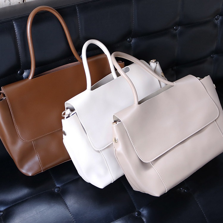 2WAY 大容量 おおきめ フラップ ショルダーバッグ