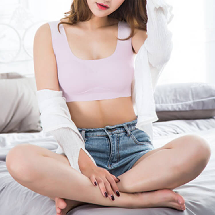 シンプル シームレス ノンワイヤー 脇高 スポーツブラ