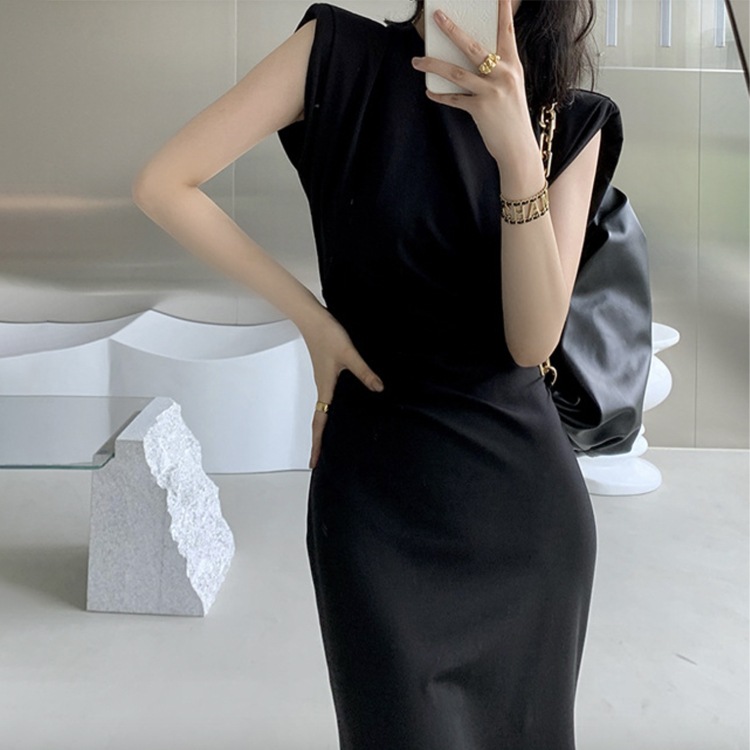 キャップスリーブ タイトフィット ミモレ丈ワンピース