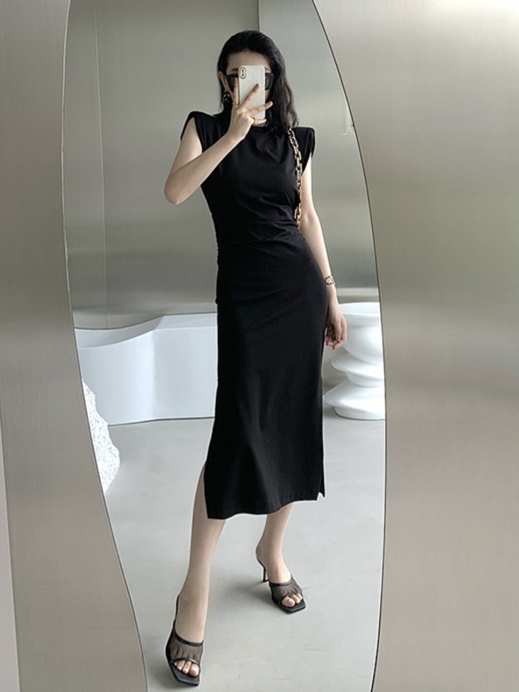 キャップスリーブ タイトフィット ミモレ丈ワンピース