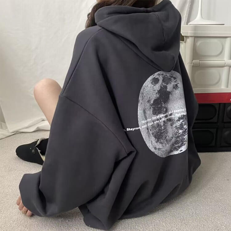 フード付き ゆったり バックプリント パーカー