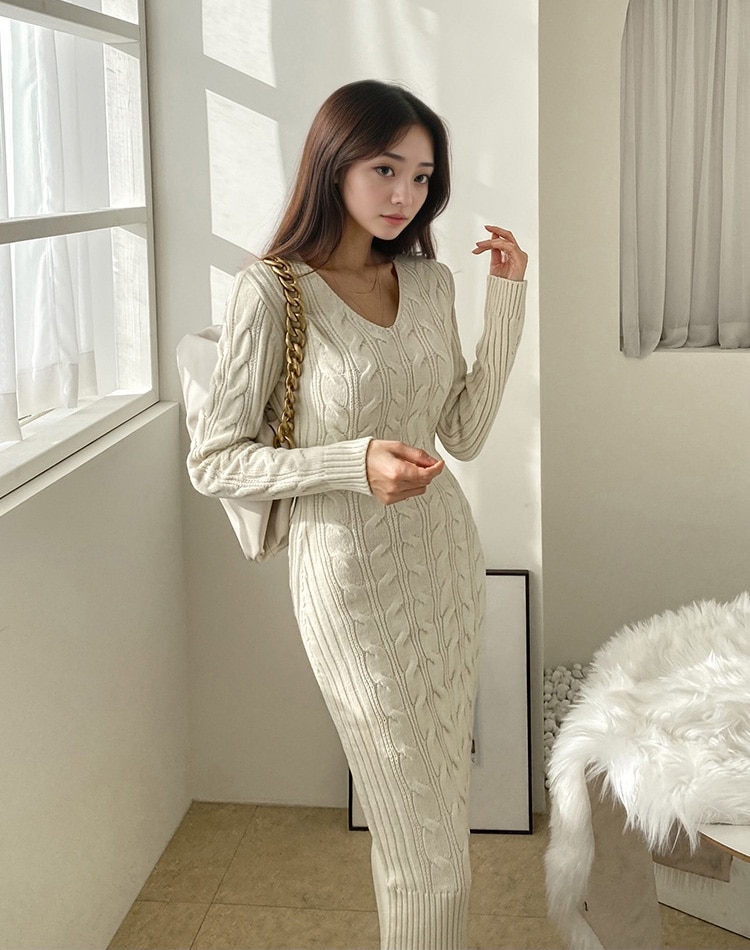 きれいめ ケーブルニット ミモレ丈ワンピース
