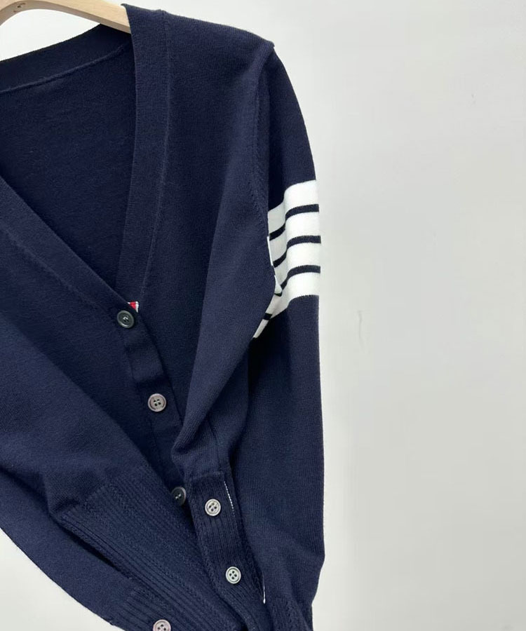 ゴルフウェア トリコロール ライン Vネック