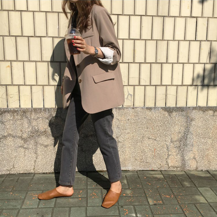 クール系ゆったりオーバーサイズパンツスーツ