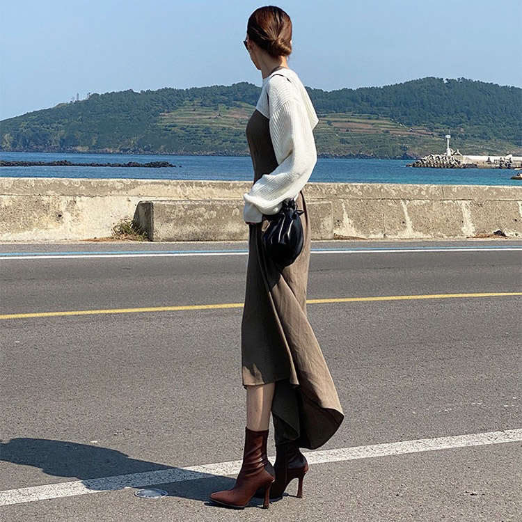 ポインテッドトゥ ハイヒール ミドルブーツ