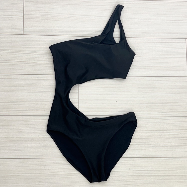 大胆カット ワンショルダー モノキニ 水着