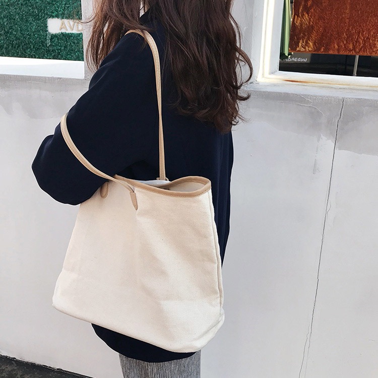 大容量 斜め掛け 帆布 ショルダーバッグ