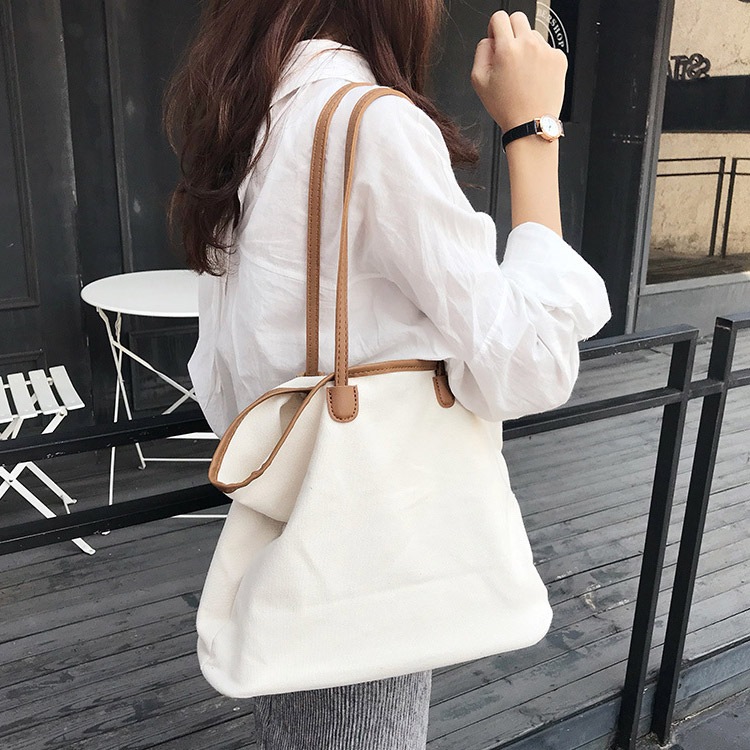 大容量 斜め掛け 帆布 ショルダーバッグ