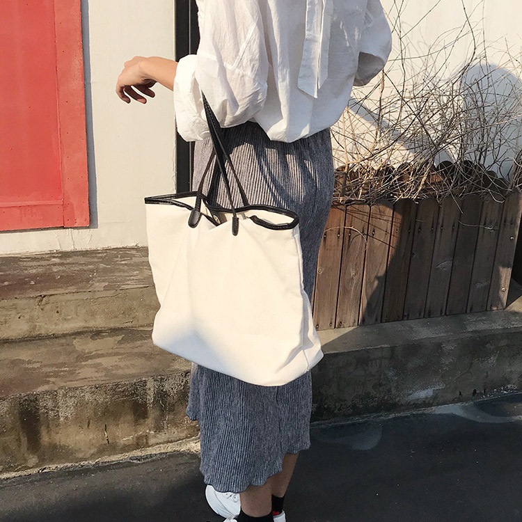 大容量 斜め掛け 帆布 ショルダーバッグ