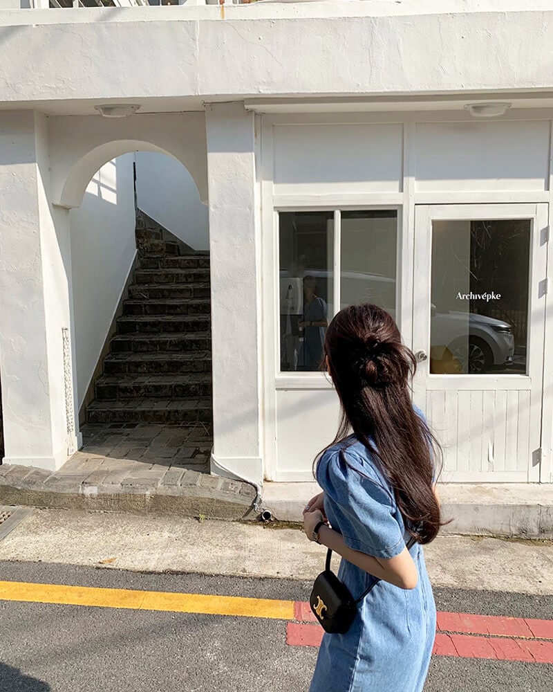 スクエアネック ミモレ丈 デニムワンピース

