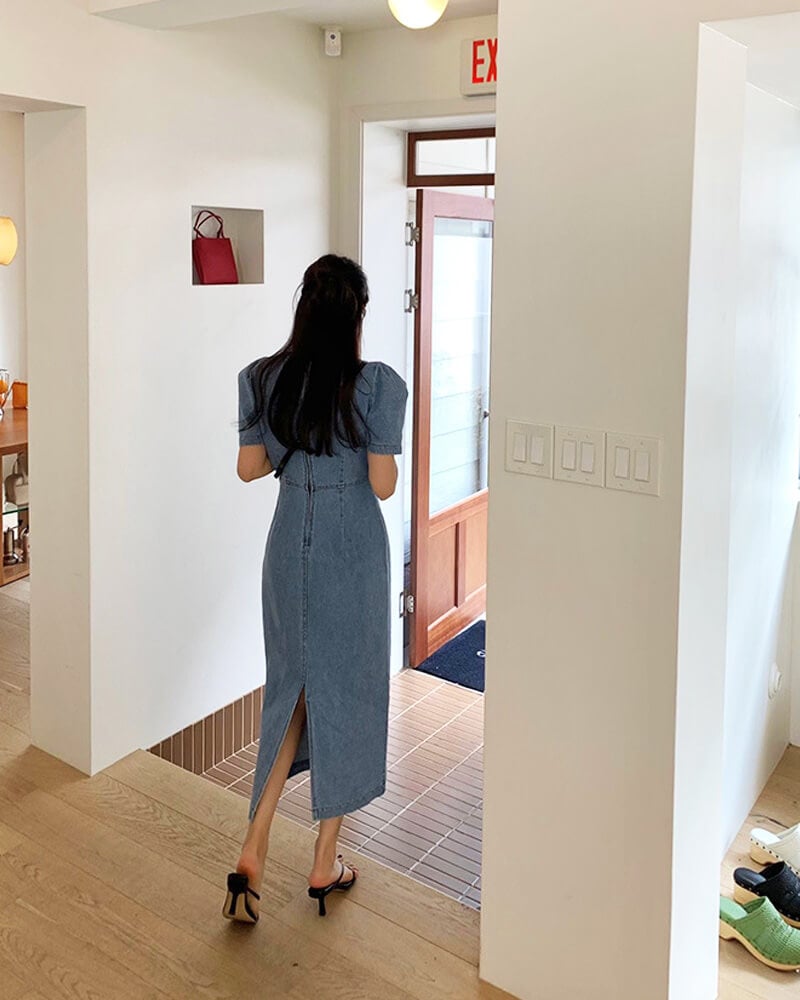 スクエアネック ミモレ丈 デニムワンピース

