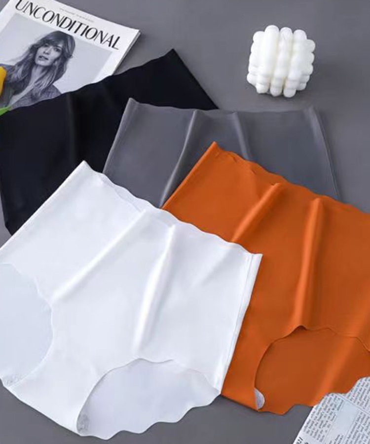 選べる3枚セット 深ばき シームレス ショーツ

