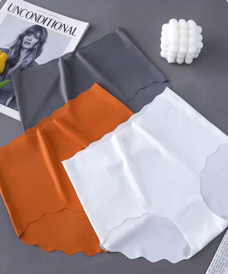 選べる3枚セット 深ばき シームレス ショーツ

