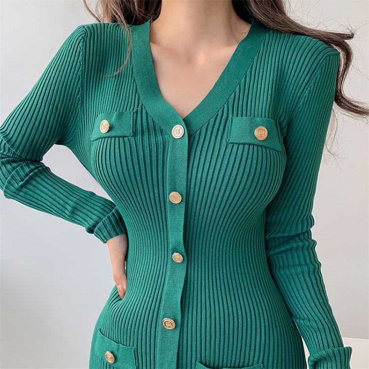 タイトフィット ミモレ丈 フロントボタン ニットワンピース