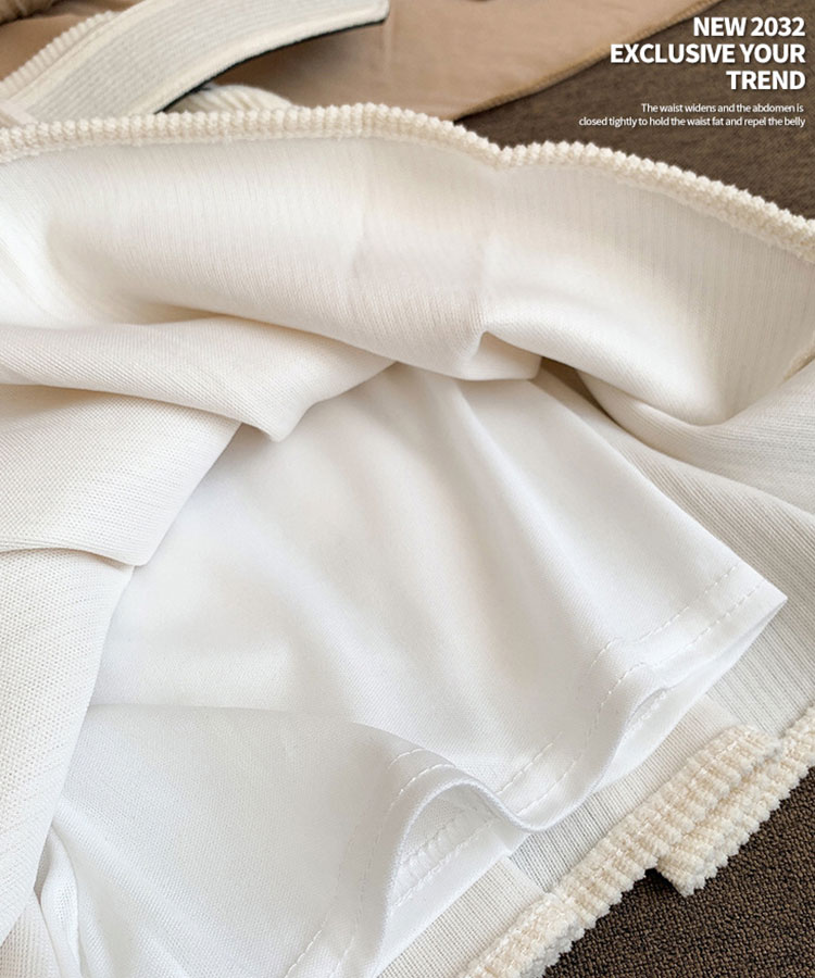 ベルト付き コーデュロイ プリーツ ミニスカート

