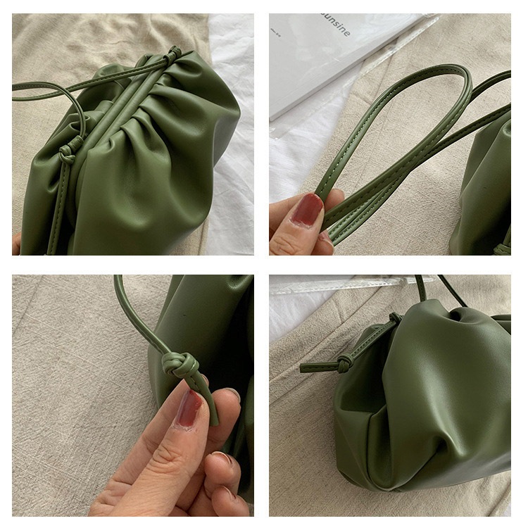 ふわふわギャザー ポーチ ショルダーバッグ