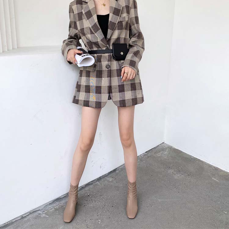 スクエアトゥ フィット ローヒール ショートブーツ