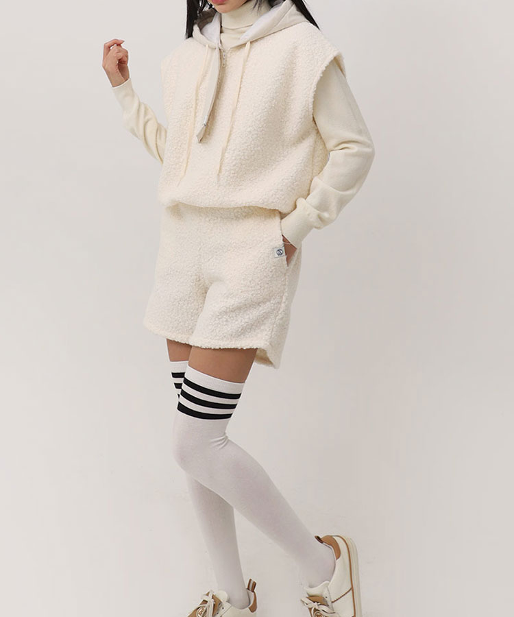 シンプルでかわいい ボア ショートパンツ 韓国ゴルフウェア