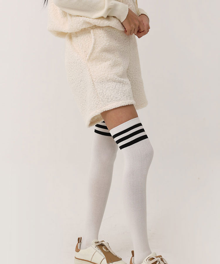 シンプルでかわいい ボア ショートパンツ 韓国ゴルフウェア