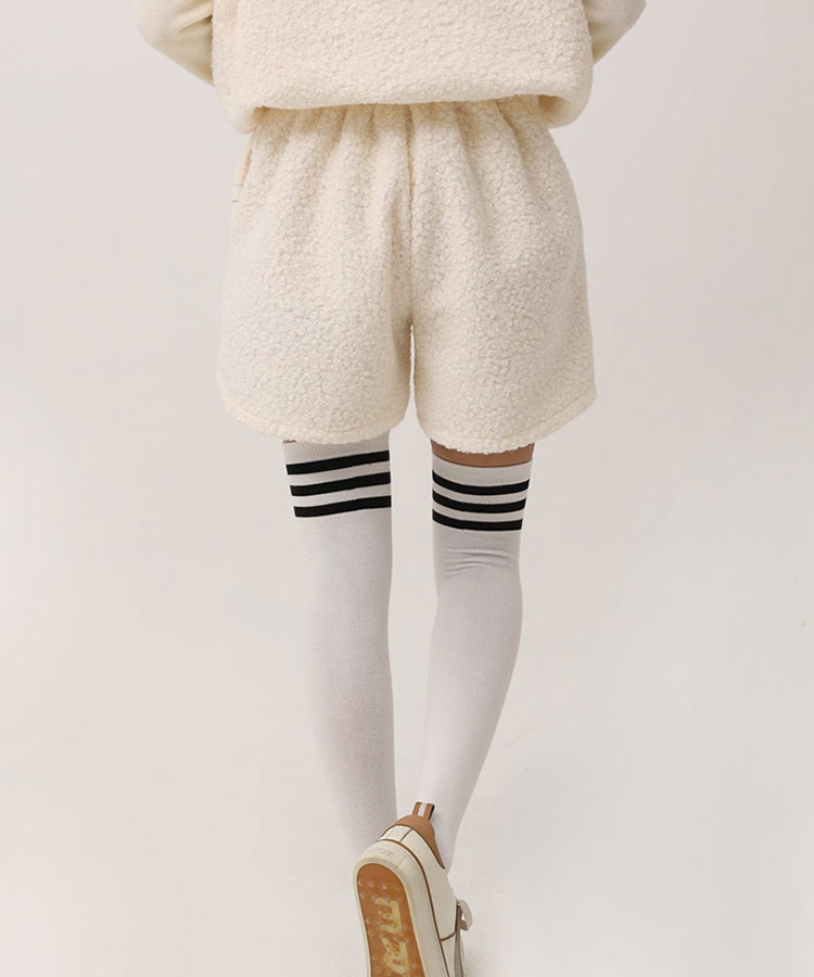 シンプルでかわいい ボア ショートパンツ 韓国ゴルフウェア