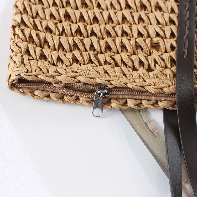 大きめ かご編みバッグ