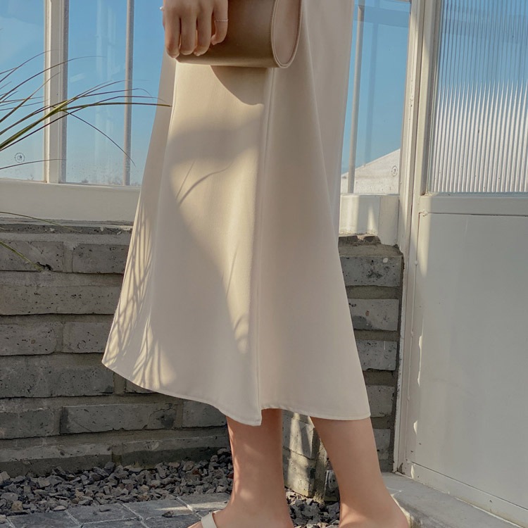 フェミニン Aライン 膝丈スカート