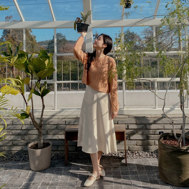 フェミニン Aライン 膝丈スカート