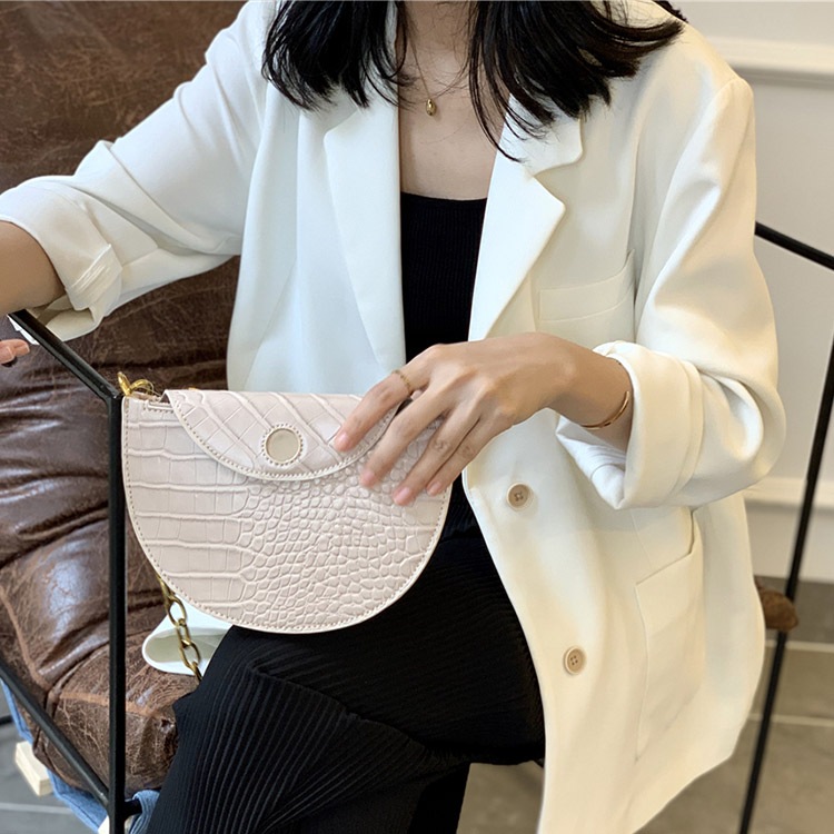 限定品 美品 ドルチェ&ガッパーナ クロコダイル チェーンショルダー バッグ 限定品 美品 ドルチェ&ガッパーナ クロコダイル チェーン