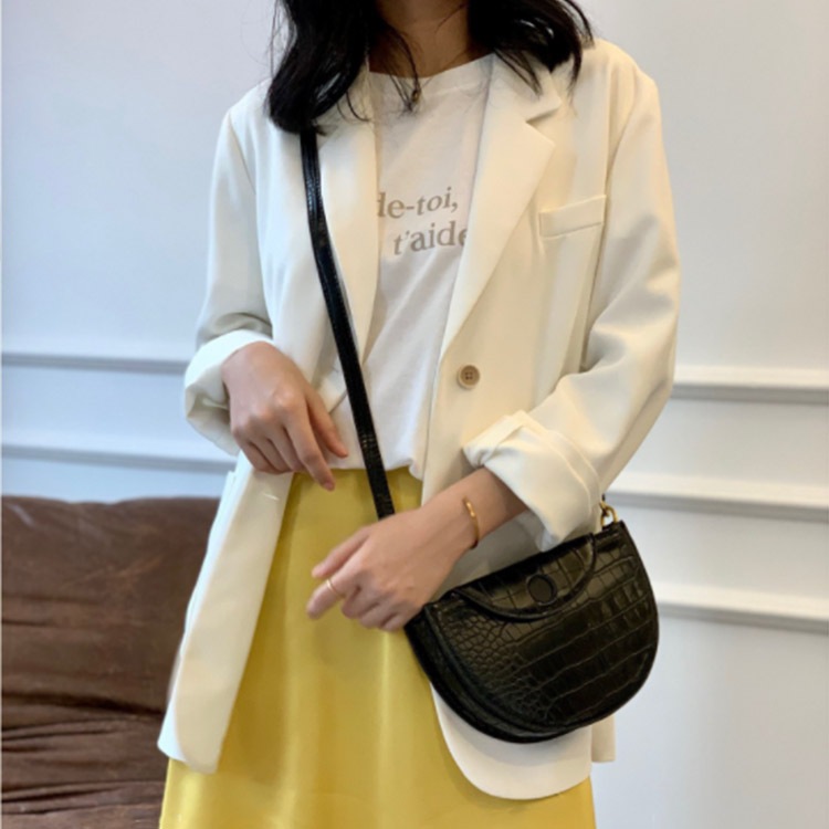 クロコダイル柄 半月型 チェーンバッグ