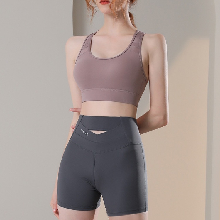 レーサーバック カップ付き Uネック スポーツブラ