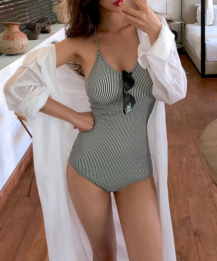 バックレースアップ ストライプ柄 ワンピース 水着