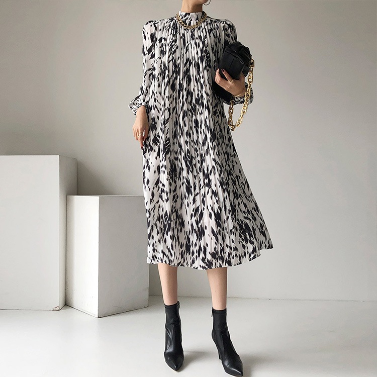 モックネック Aライン 膝丈 プリーツ ワンピース