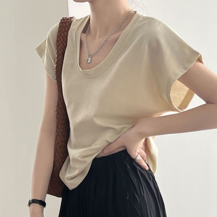 ドルマン袖 ゆったり Uネック 半袖 Tシャツ