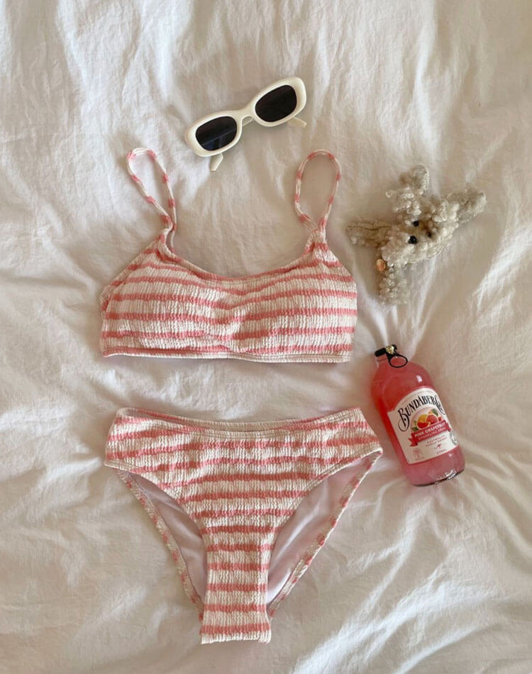 バックリボン ボーダー柄 ガーリー ビキニ 水着

