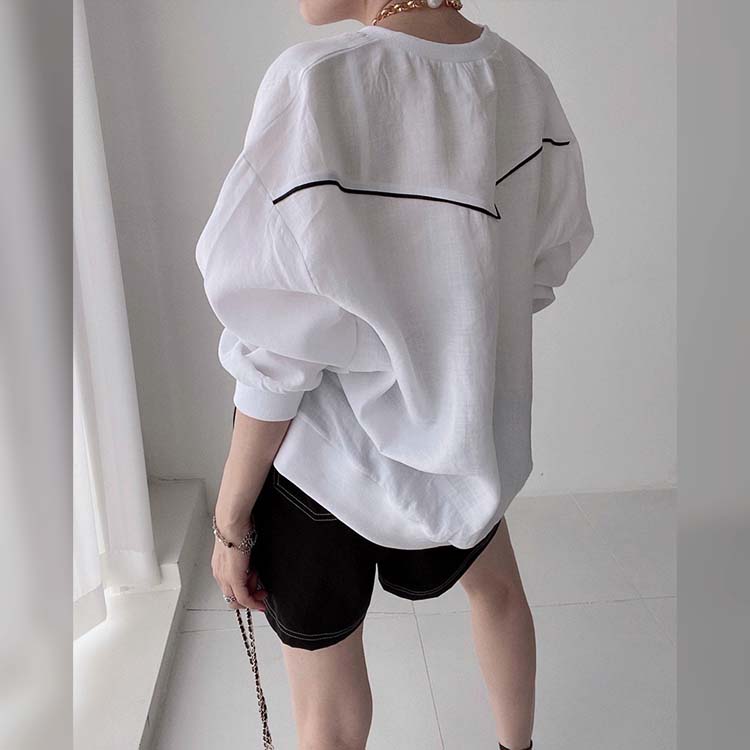 アルファベットプリント オーバーサイズ 薄手 トップス