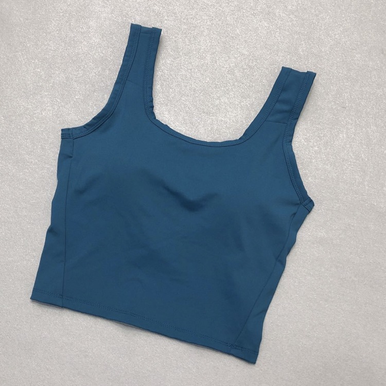 パッド付き ショート丈 タンクトップ ヨガウエア