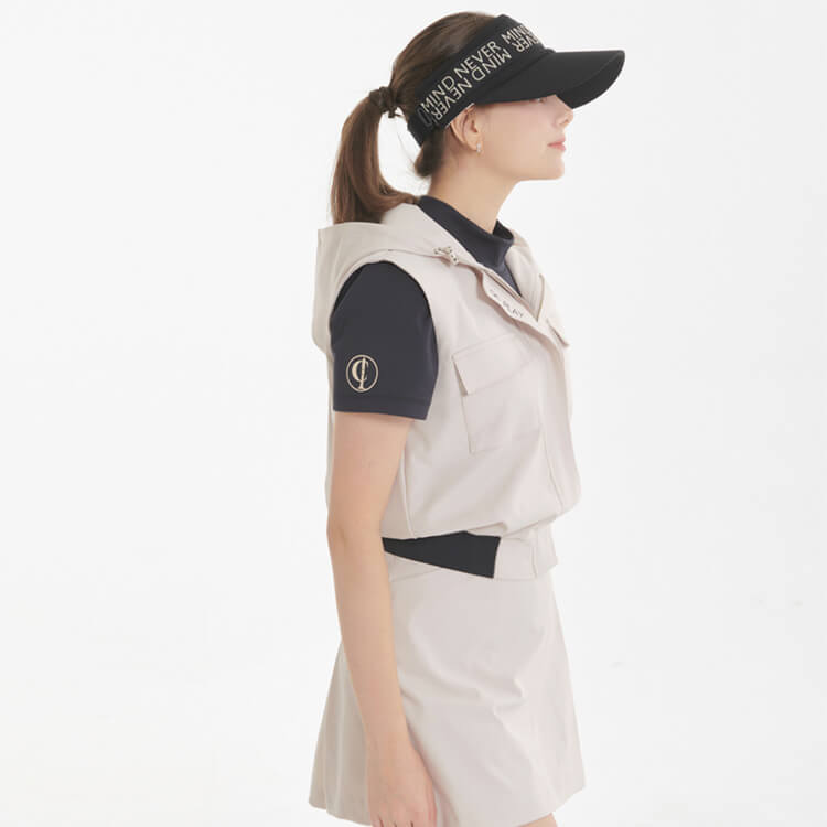 フード付き 胸ポケット ジップアップ ベスト